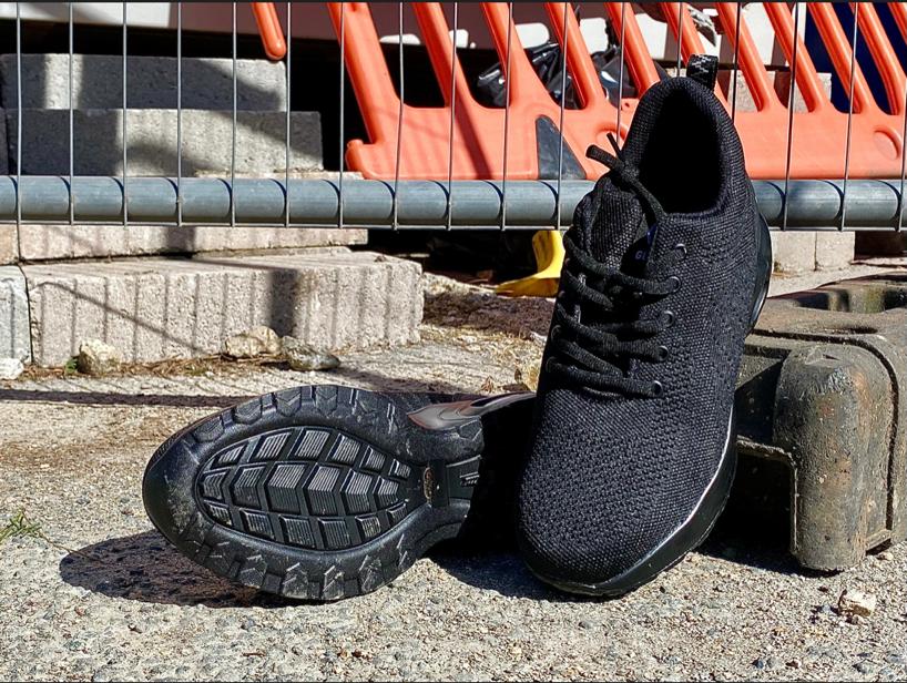 Black Air100